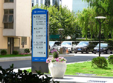 松阳哪些因素影响宣传栏的制作？